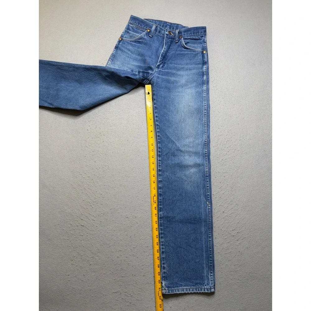 Wrangler Jeans Women 29x34 13MWZ Cowboy Cut Vintage 90s Made in USA Distressed
